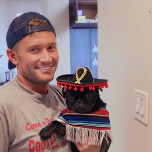 Meet your Posher, Colin